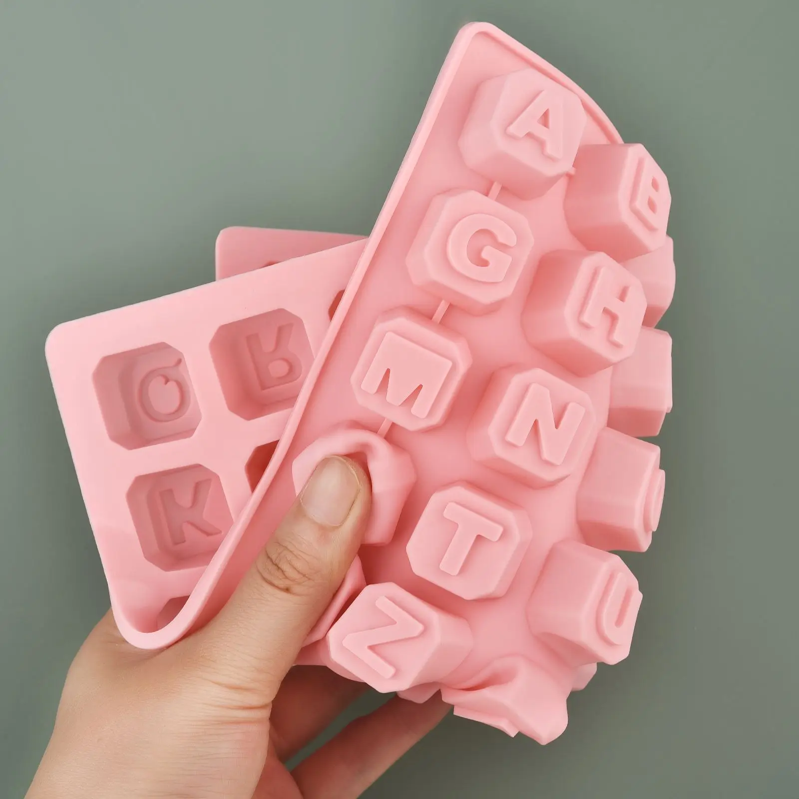 48 Letter Enghish Alphabet let - огляд і ціна Soap Making Supplies Australia